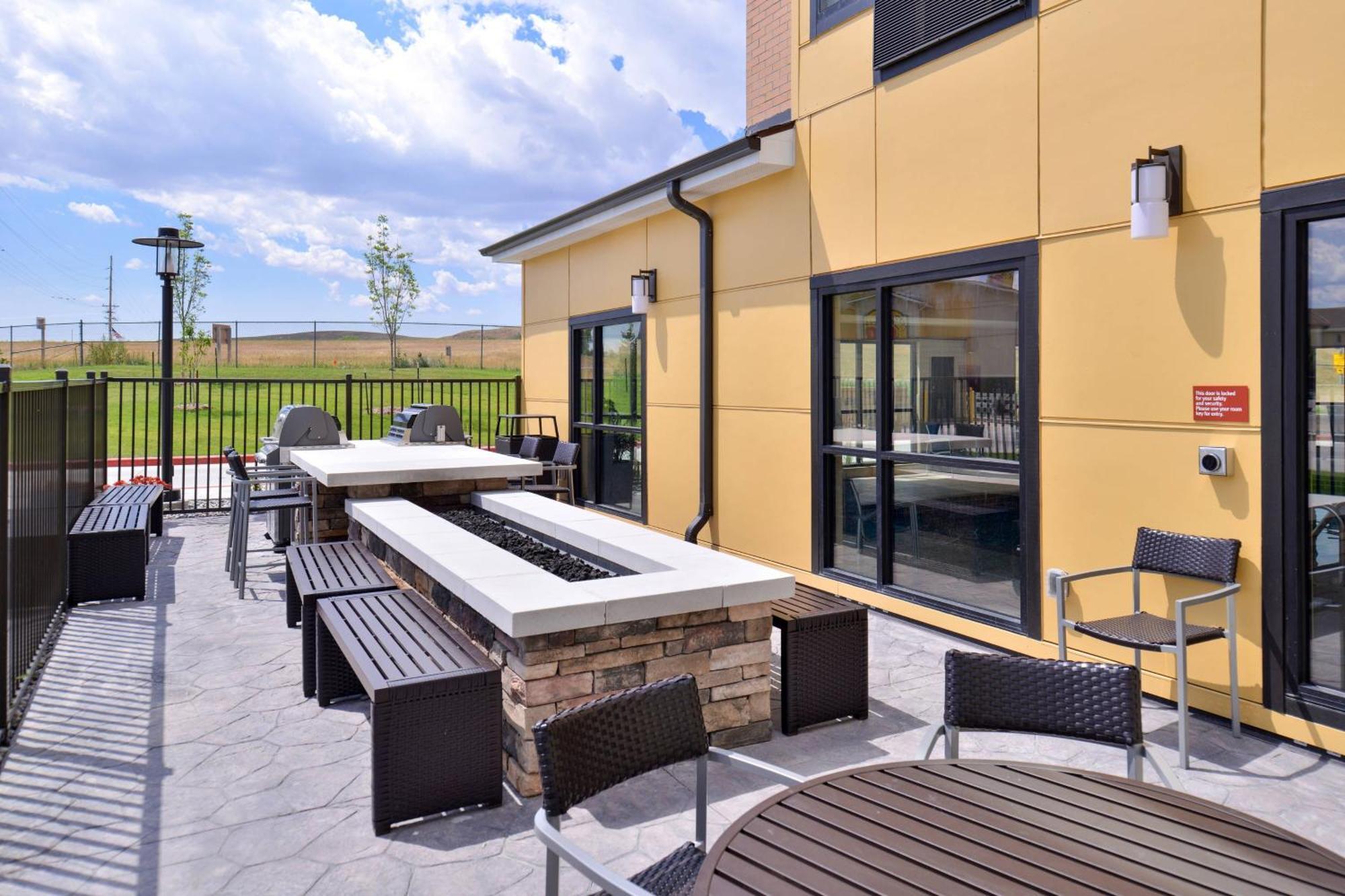 Towneplace Suites By Marriott Gillette Exterior foto